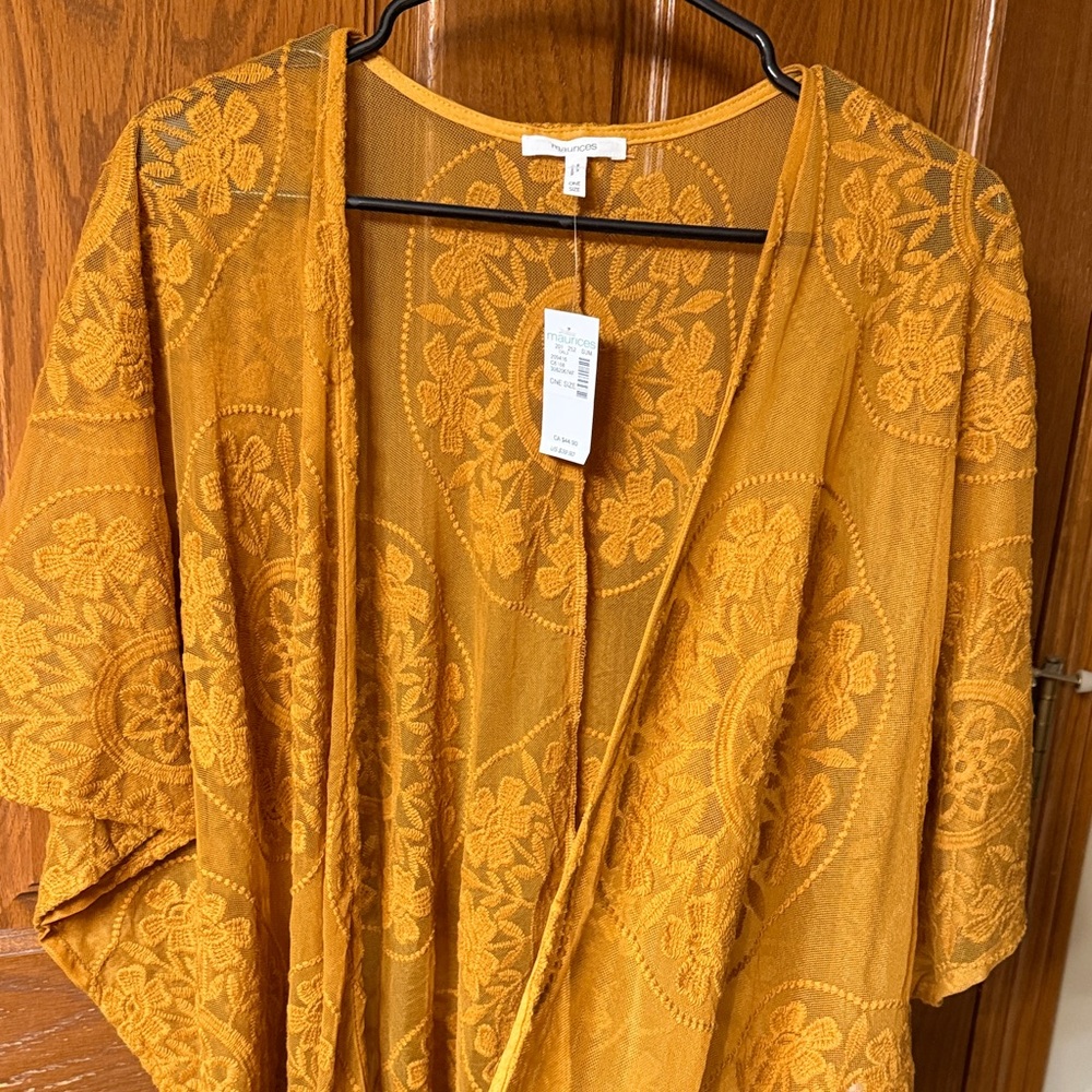 Golden Floral Kimono Cover Up NEW One Size Vibrant and Stylish! - Picture 7 of 8